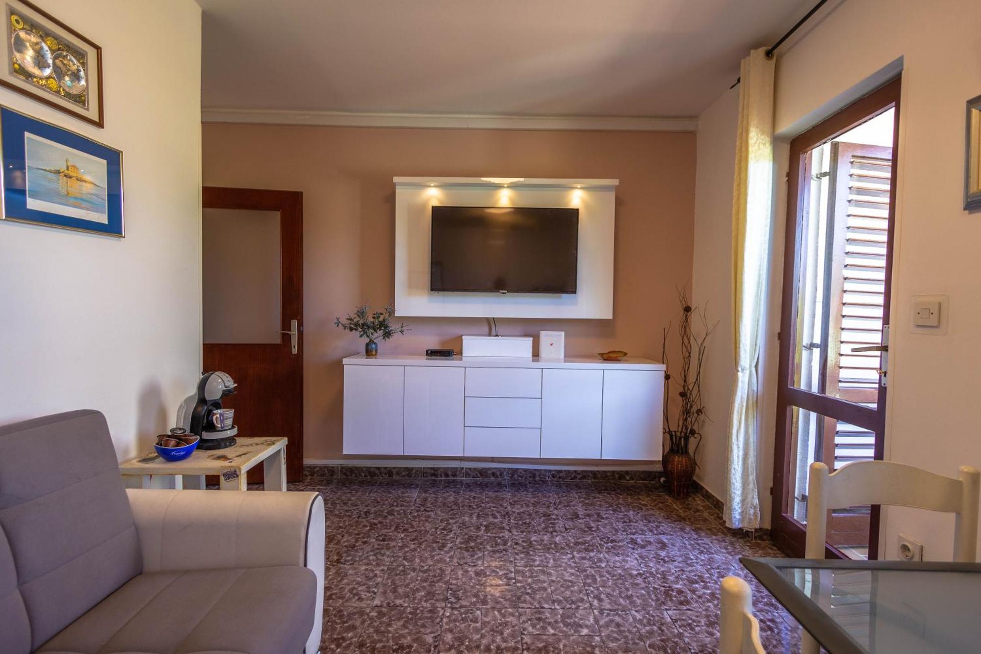 Apartman Dag Podstrana Exteriér fotografie