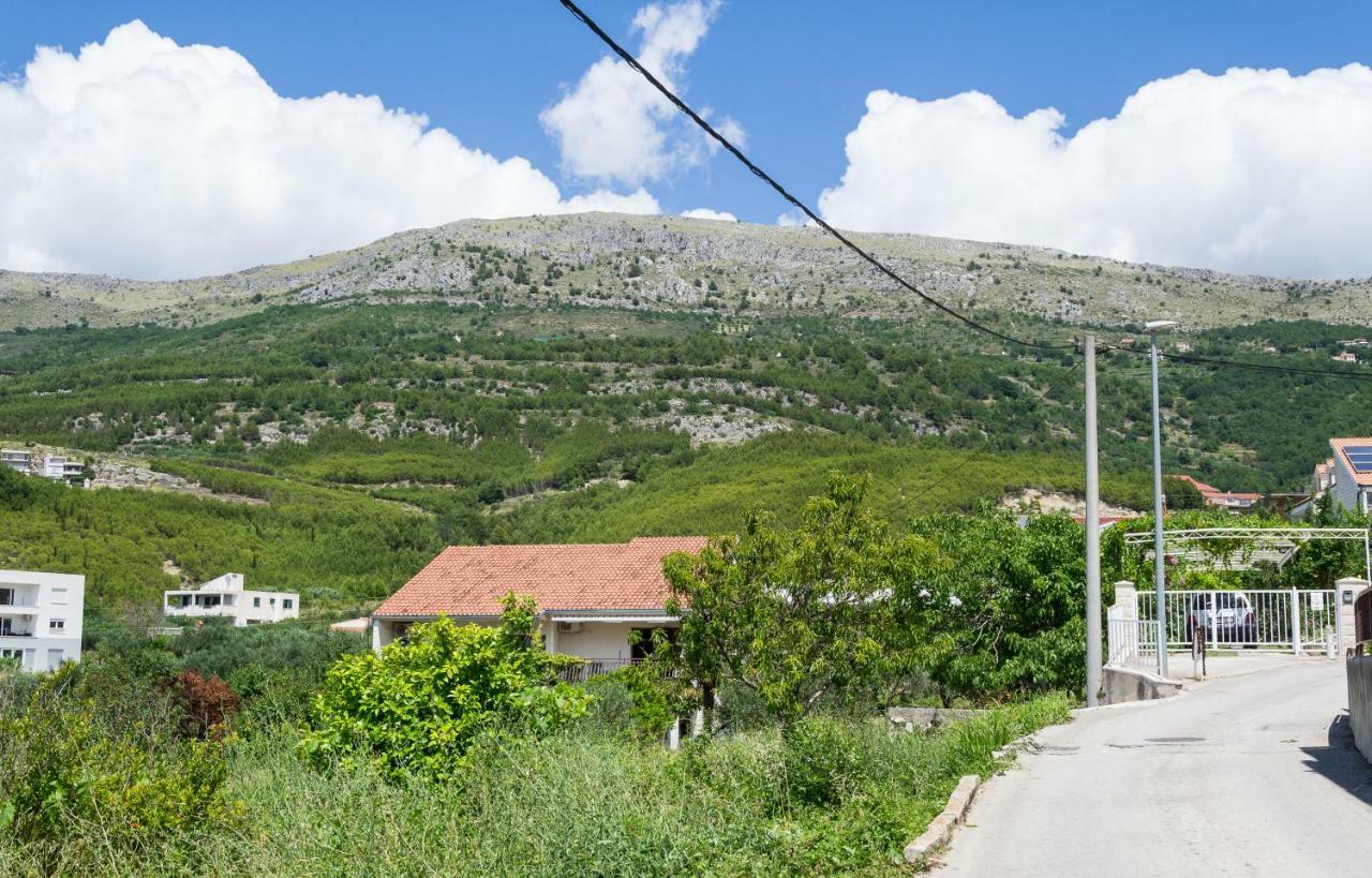 Apartman Dag Podstrana Exteriér fotografie